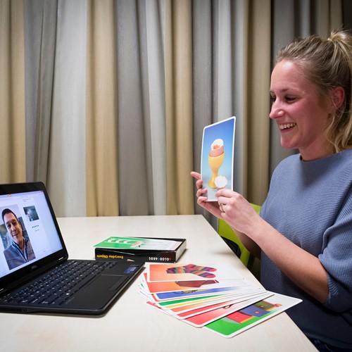 Beeldbellen met logopediste Rivas Zorggroep