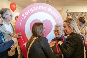 20250314 Overdracht Zorgzamne Buurt Kraaihoek Zuid